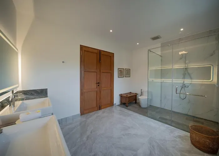 Bulle Jimbaran, Pool, Patio & Nusa Dua Villa *
